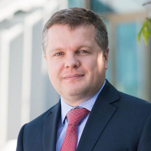 Карапетов Артем